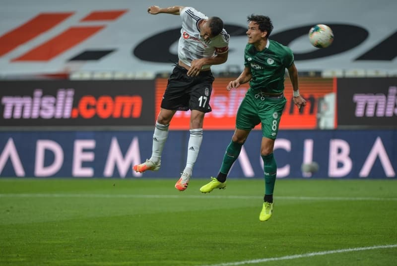 <p><b>RIDVAN VE ERSİN...</b></p><p><br></p>