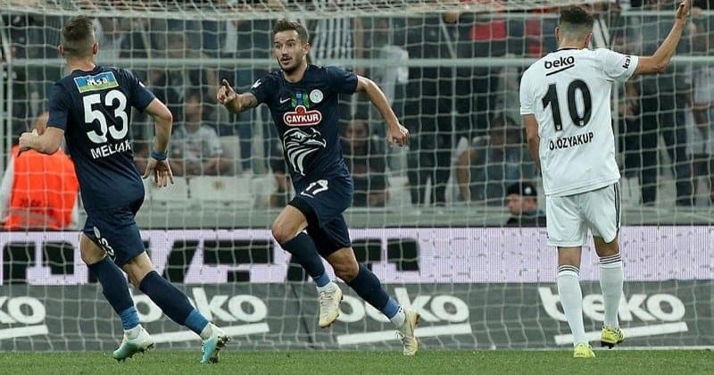 <p>Sözleşmesini feshetmekte haklı olduğu ortaya çıkan Oğulcan'ın transfer penceresi açılır açılmaz daha önce söz kestiği Galatasaray'a imza atması bekleniyor.</p>