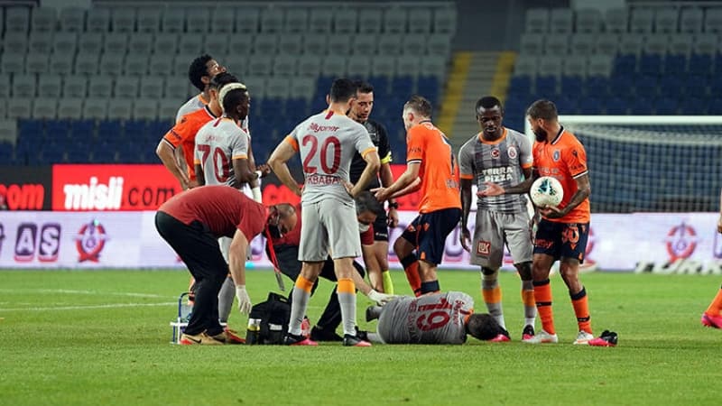 <p>VAR odasndan da pozisyonla ilgili herhangi bir uyar geldi.</p>