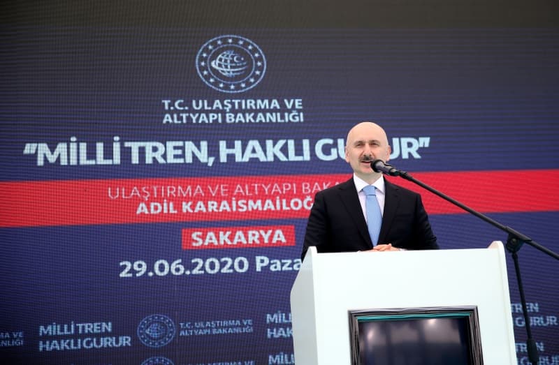 <p>'Ülkemiz artık hızlı tren ve yüksek hızlı trenlerini kendisi üretebilecek duruma gelmiştir. Bundan sonraki süreçte Türkiye'nin yurt dışından araç temin etmesine gerek kalmamıştır.'</p>