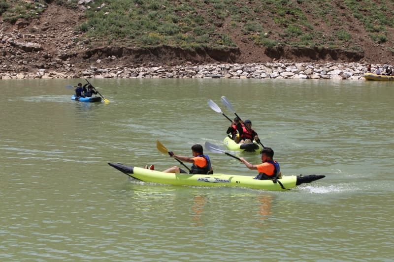 <p>Kentin her alanda gelişmesini sağlamak amacıyla projeler geliştirdiklerini kaydeden Akbıyık, şunları söyledi:</p>