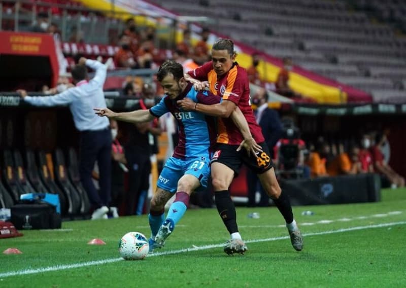 <p>Marcao, 3 ma sonra forma giydi,  Taylan Antalyal 3. kez 11'de </p>