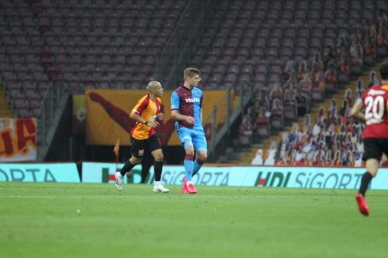 <p>Rdvan Dilmen: '11'e 10 da olsa Trabzonspor'un Galatasaray karsnda mutlak 2'yi bulmas lazm. 2'yi bulursa fark da olabilir, Galatasarayl oyuncular ok gerildi'</p>