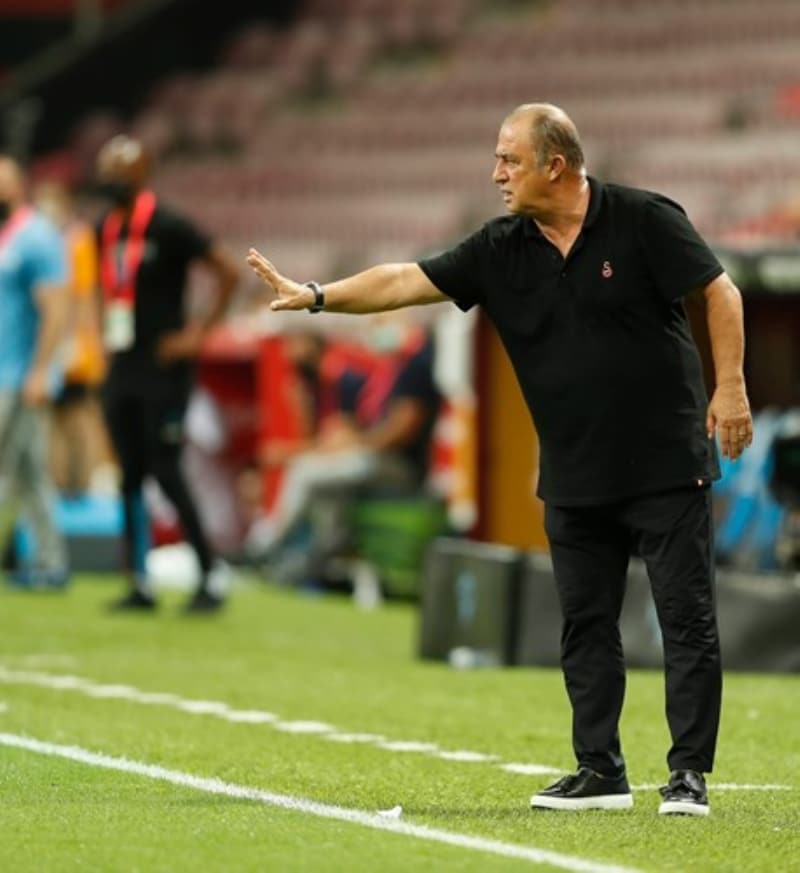 <p>Son iki yıldır Devler Ligi gelirleriyle ayakta durabilen sarı-kırmızılılar, Avrupa biletini bile tehlikeye sokarken sıkıntılı bir tablo ile karşı karşıya kaldı.</p>