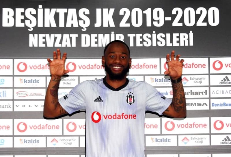 <p>Sezon banda bonservisinin yarsna 4.5 milyon Euro denerek Tottenham'dan alnan Fransz oyuncu, Abdullah Avc ve Sergen Yaln'n vazgemedii futbolculardan biri konumundayd.</p>
