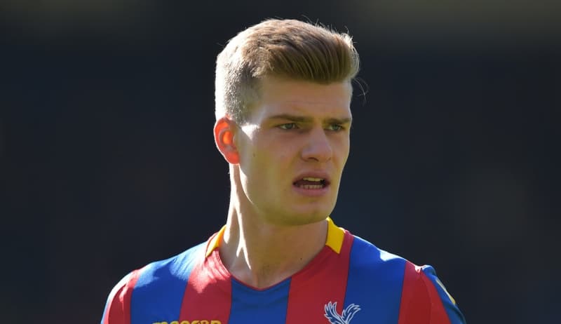 <p>Süper Lig'de forma giydiği 30 maçta 21 kez rakip fileleri havalandıran Sörloth, eski takımı Crystal Palace'ı dahi geride bırakmayı başardı.</p>