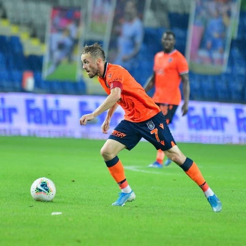 <p>Başakşehir'in golleri Crivelli ve Visca'dan gekdi.</p>