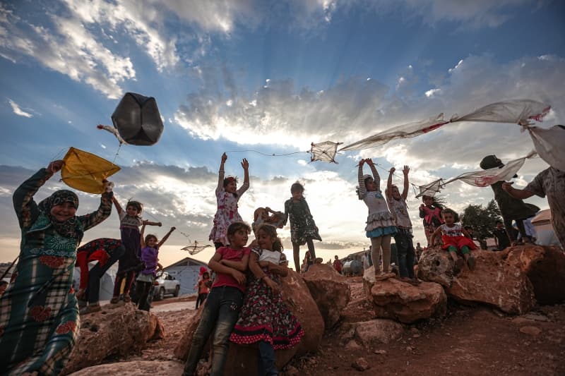 <p>Rejim glerinin Eyll 2018'de askeri ynana hz vermesi zerine Trkiye ve Rusya, 17 Eyll 2018'de atekesi glendirmek iin Soi'de ek mutabakata vard.</p>