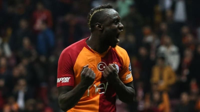 <p><b>D�AGNE VE BABEL �STENM�YOR</b><br></p><p><br></p><p>Ba�ka tak�mlara kiralanan Mbaye Diagne ve Ryan Babel'i sezon ba�� kamp�na alacak olan Fatih hoca, bir�ok isminse biletini kesti.</p>