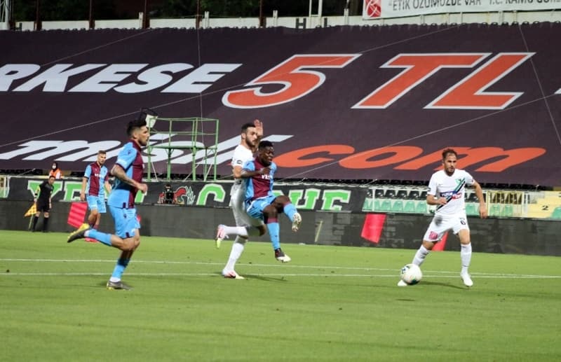 <p>Geen hafta %85 demiti, devre arasnda biraz drd ama Baakehir byk bir mucize olmazsa gelecek hafta tur atar.</p>