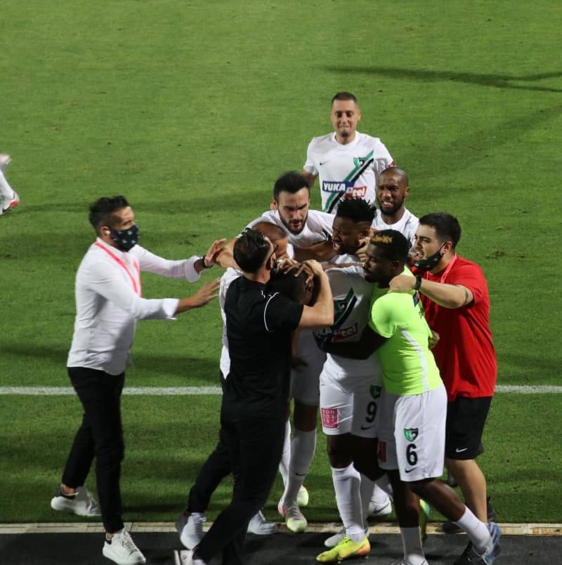 <p>Trabzonspor iin Baakehir'in iinde bulunduu durum avantaj deil dezavantaja gtrr</p>