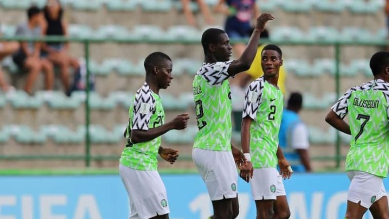 <p>Fortuna-Online'ın DailySportsNG'ye dayandırdığı habere göre Nijeryalı ikili, Fenerbahçe'ye imza atmaya çok yakınlar. Sonrasında ise bu iki oyuncu, Acun Ilıcalı aracılığı ile kiralık olarak gelişmleri adına Fortuna Sittard'ın yolunu tutacaklar. <br></p>