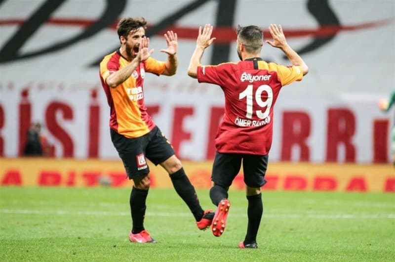<p>Galatasaray, Süper Lig'de 33. haftaya çıkarken 43 yıl sonra bir ilk gerçekleşti. </p>
