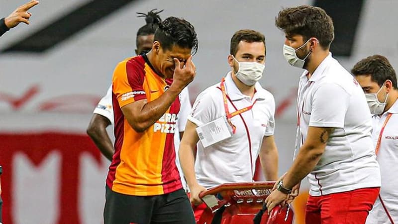<p>Aleksic son olarak, 'VAR geldikten sonra tüm maçlar adil bir şekilde oynanmaya başlandı, herkes şimdi aynı muameleyi görüyor. Her kulübün parası var, iyi oyuncuları var... Fark iyi yabancı oyuncuları bulmakta...</p>