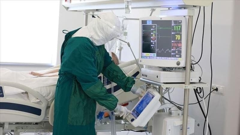 <p>Yeni tip koronavirüs (COVID-19) salgını etkisini sürdürüyor. Dünya genelinde virüs nedeniyle 644 bin 30 kişi yaşamını yitirdi, dünyada tedavisi süren 5 milyon 582 bin 237 aktif vaka bulunuyor. </p>