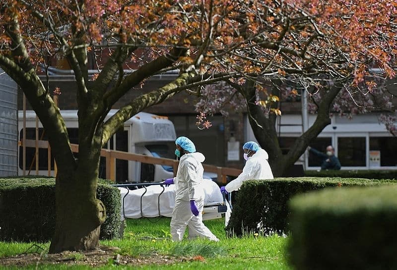 <p>Açıklamada, vaka sayısının 462 artarak 38 bin 458'e çıktığı, sağlığına kavuşanların sayısının ise 34 bin 826 olduğu duyuruldu.</p>