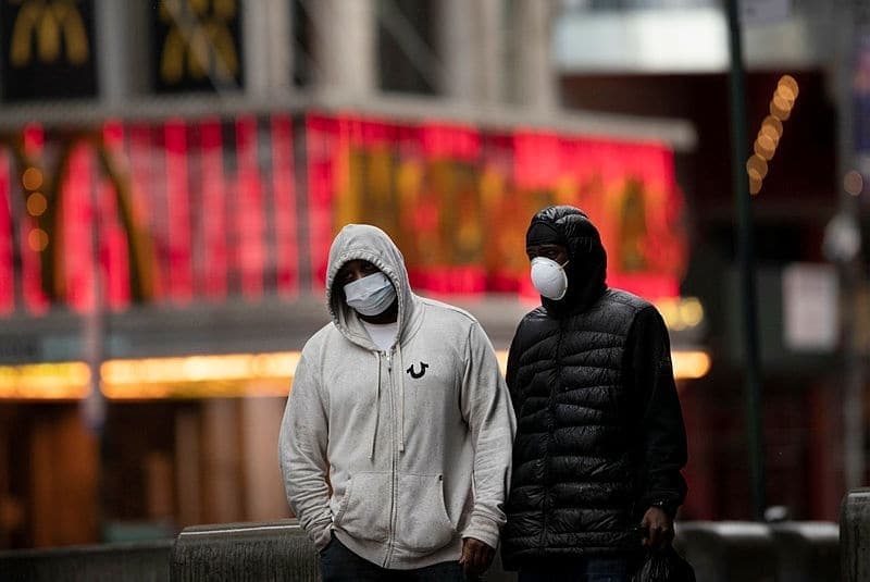 <p>Temmuzda da günlük 500'ün üzerinde seyreden vaka sayısı, son günlerde 400'ün altına indi.</p>