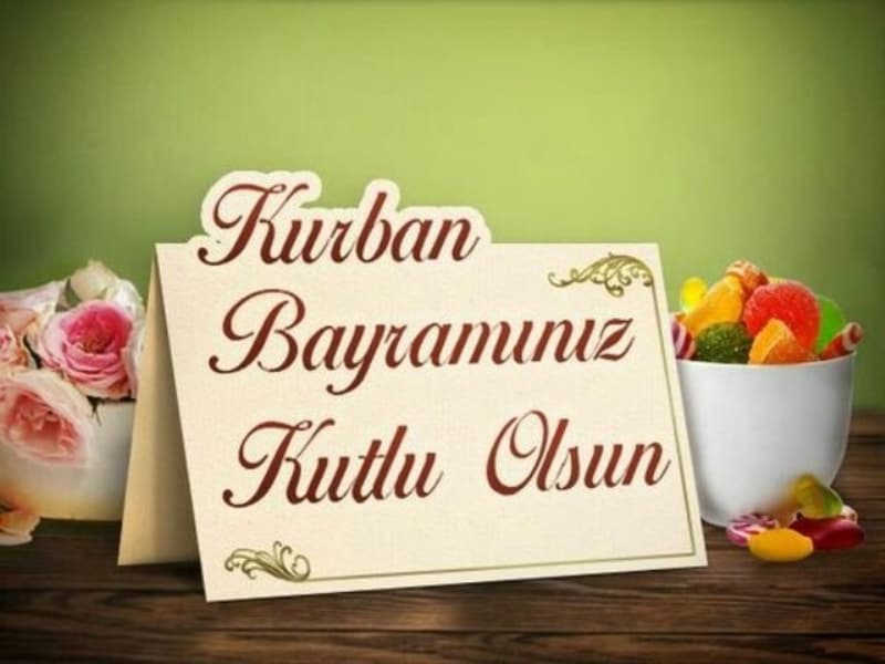 <p>Allah Kurban Bayramnz mbarek etsin, inayetiyle gnlnz dolasn ve sizleri ar bir sorumlulukla ba baa brakmasn. Kurban Bayramnz Kutlu Olsun…</p>