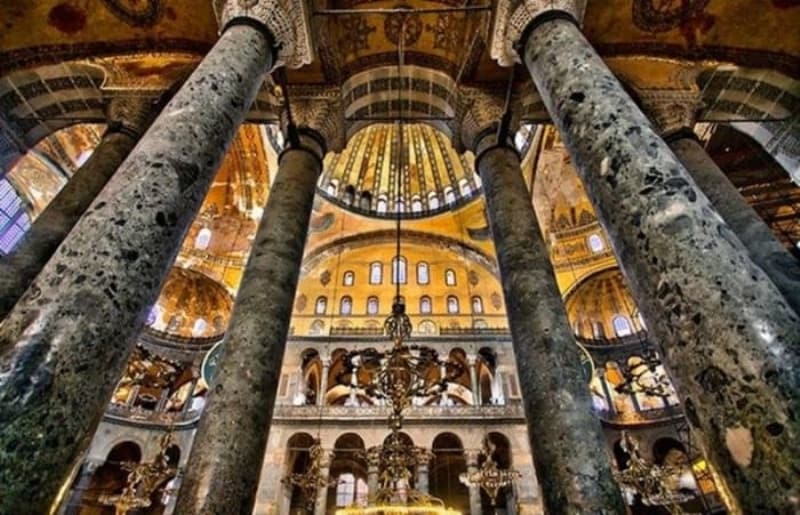 <p>Heyecan ve zlemle beklenen kutsal Kurban Bayram geldi, ho geldin. Mbarek bayram ulusumuza salk, huzur, mutluluk, bolluk ve bereket getirsin. Hayrl bayramlar dileiyle.</p>