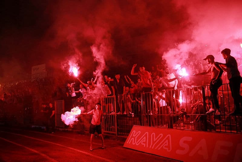 <p>Normal sezonu 3. ve 5. sırada tamamlayan iki ekipten Adana Demirspor, yarı finalde Bursaspor’u saf dışı bıraktı. Karagümrük ise Akhisarspor’u eleyerek adını finale yazdırdı.</p>