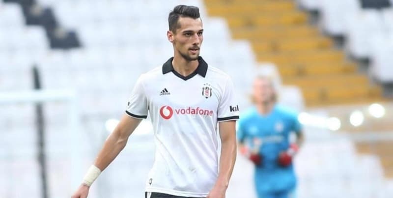 <p>Alpay Çelebi: 164 bin 634 Euro</p>