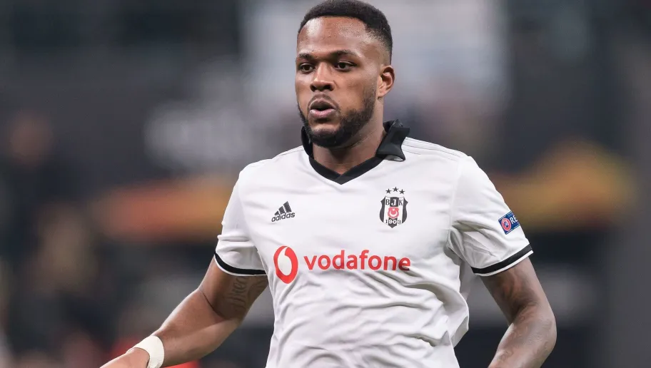 <p>Cyle Larin: 1 milyon 600 bin Euro</p>