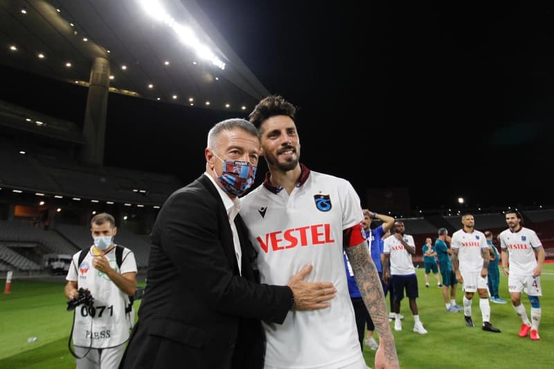 <p>Bordo mavili yönetim Sosa için teklifini sunarken gelecek yanıta göre hareket edecek. </p>