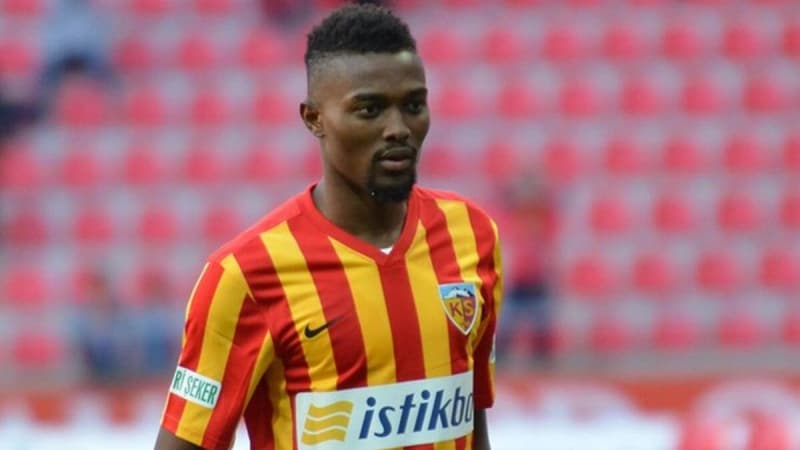 25 yaşındaki oyuncu Galatasaray ile Kayseri arasında yapılan görüşmelerin sonlandırılması bekliyor. Fatih Terim gelişmeleri yakından takip ediyor.