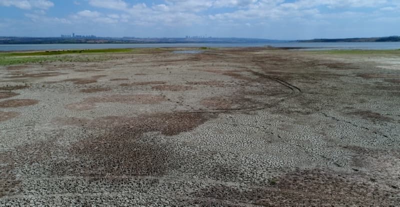 İstanbul'da korkutan görüntü! Barajlardaki su seviyesi düştü