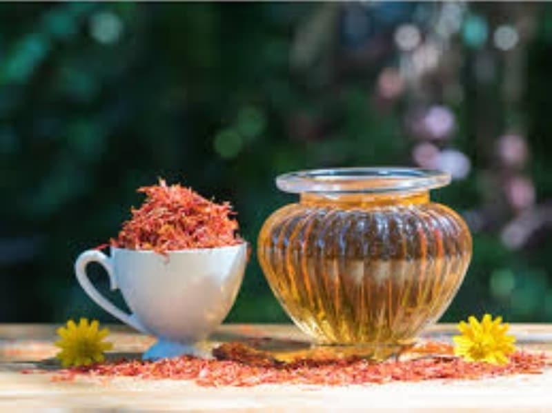 <p>Aç karnına 1 kaşık aspir yağı tüketmek zayıflama konusunda size yardımcı olacaktır.</p>