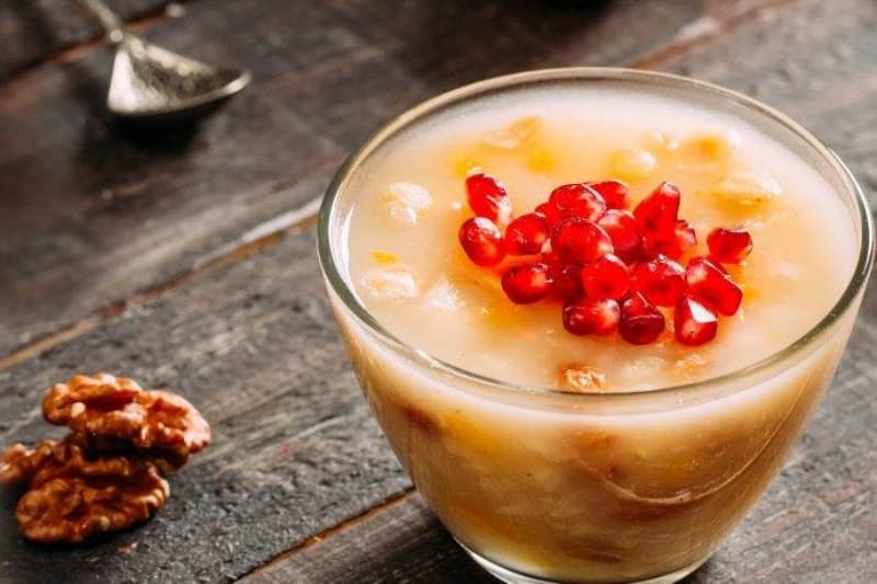 <p>– Hseyin bin Ali ve beraberindeki 72 kii hicri 61′de Muharrem'in onuncu gnnde (10 Ekim, 680) Kerbel'da Yezid'in ordusunca katledilmitir,</p>