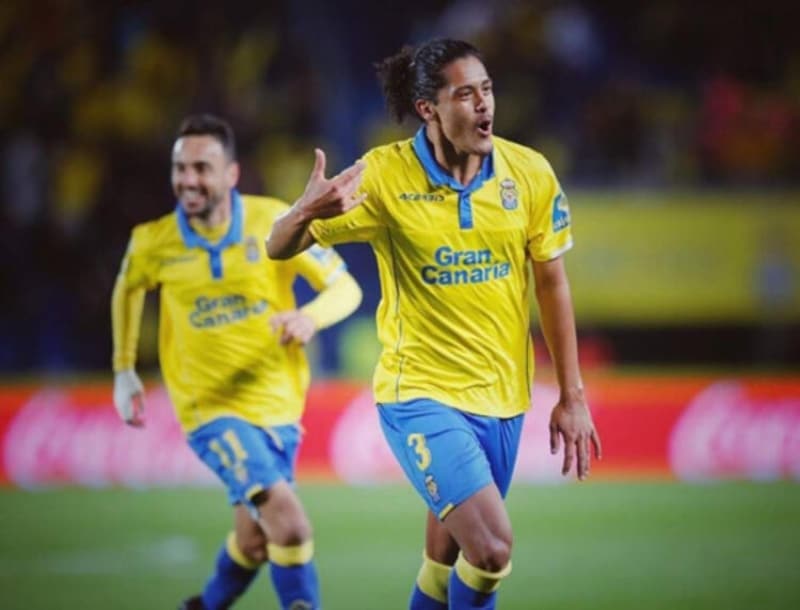 <p>Las Palmas giyen Mauricio Lemos ile ilgilenen Fenerbahe'nin listesindeki bir baka isimin daha olduu ortaya kt.</p>