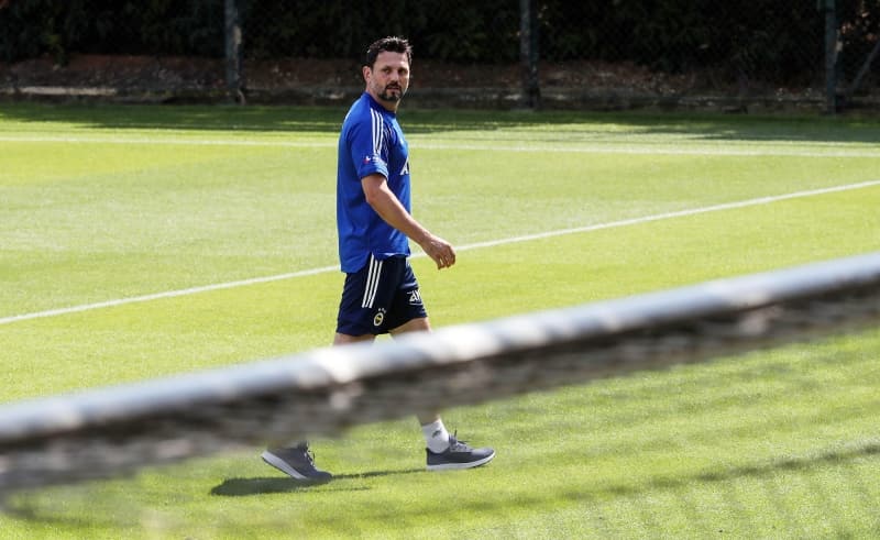 <p>Y�netim, teknik direkt�r Erol Bulut'un raporu do�rultusunda bu isimlerin d���nda 5 oyuncuyla daha yollar�n� ay�rma karar� ald�. <b>��te o isimler:</b></p>