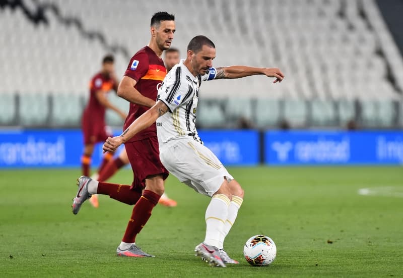 <p>Yapılacak müzakereler neticesinde siyah beyazlılar Kalinic'e Beşiktaş formasını giydirmek istiyor.</p>