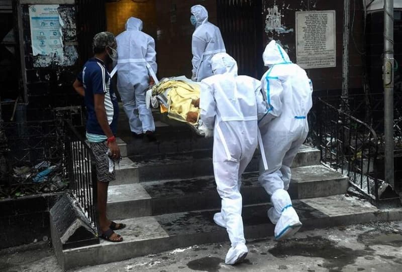 <p class='MsoNormal'>Yapılan son çalışmalara göre temmuz ayı itibarıyla dünyadaki  vakaların %97'si artık bu mutasyona sahip durumda.</p>