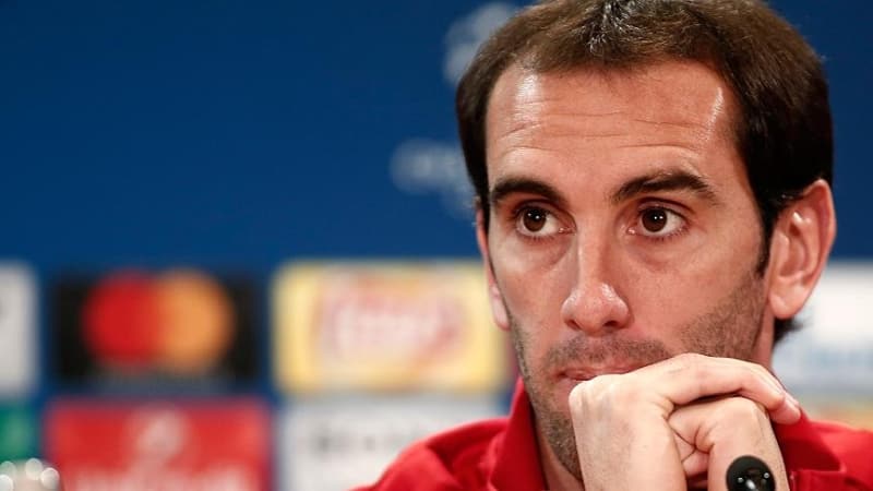 <p>Bonservisi elinde olan ve çok sayıda önemli kulübün ilgilendiği Malang Sarr'ı ikna için yoğun çaba harcayan yönetim, Inter'in dünyaca ünlü yıldızı Diego Godin'e de kancayı attı.</p>
