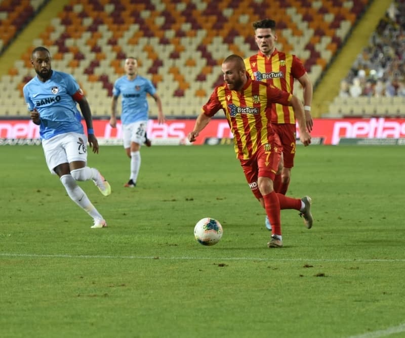 <p>Ayr�lma karar� alan ve Be�ikta�'a d�nmek isteyen G�khan T�re'nin transferinde anla�ma a�amas�na gelindi.</p>