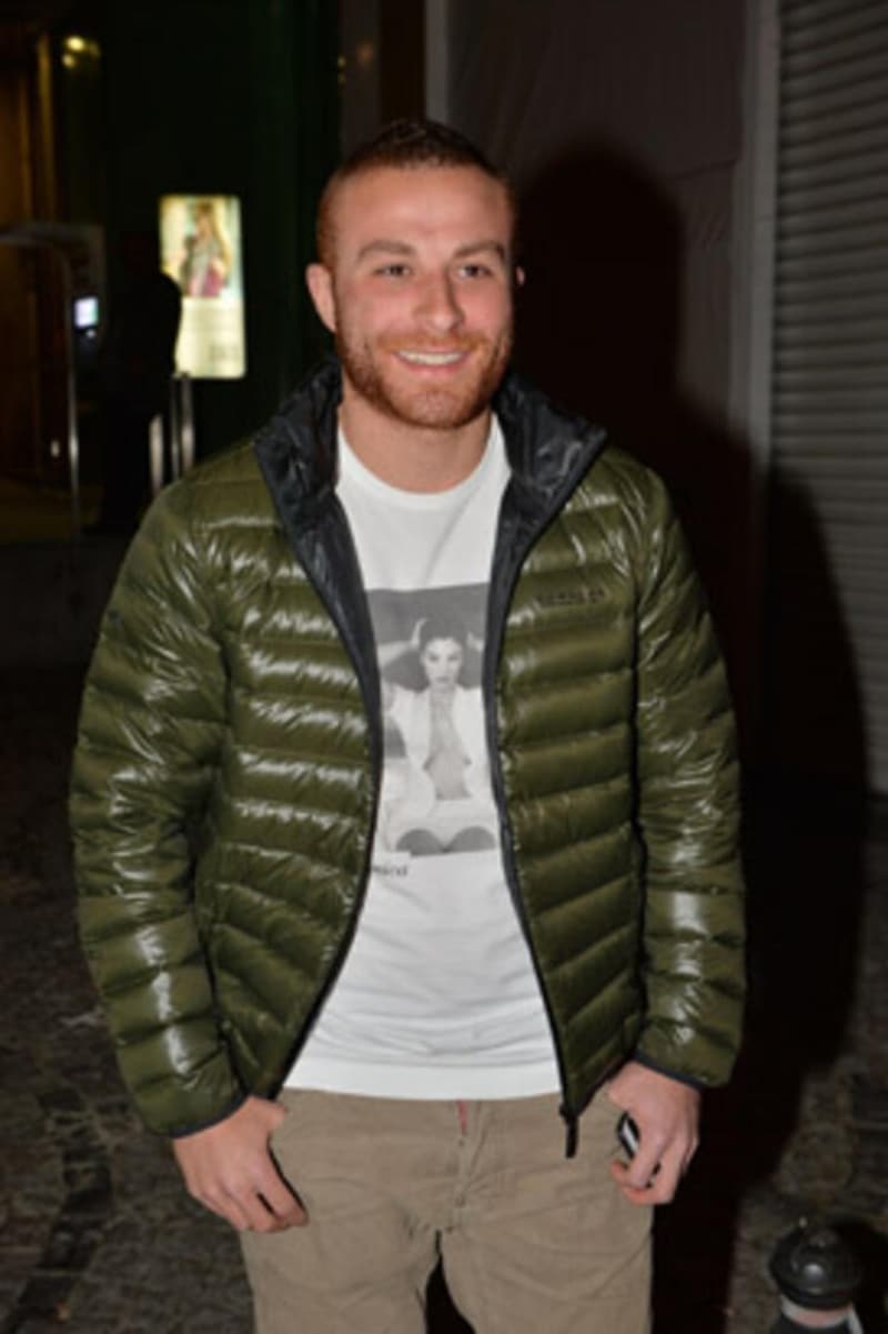 <p>Ba�kan Adil Gevrev ile g�r��ecek olan T�re, g�r��me sonras�nda Be�ikta�'a transfer olmas� bekleniyor.�</p>