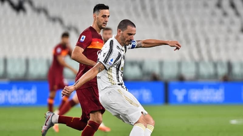 <p>Kalinic'e de teklifini sunan Beşiktaş yönetimi, İspanyol ekibiyle anlaşılması halinde Hırvat oyuncunun transferini tamamlamak için somut adımları atacak.</p>