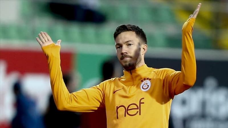 <p>Kartal’n transfer gndeminde olan bir baka isim de Galatasaray’da geen sezon fazla ans bulamayan <b>Linnes</b>.</p>