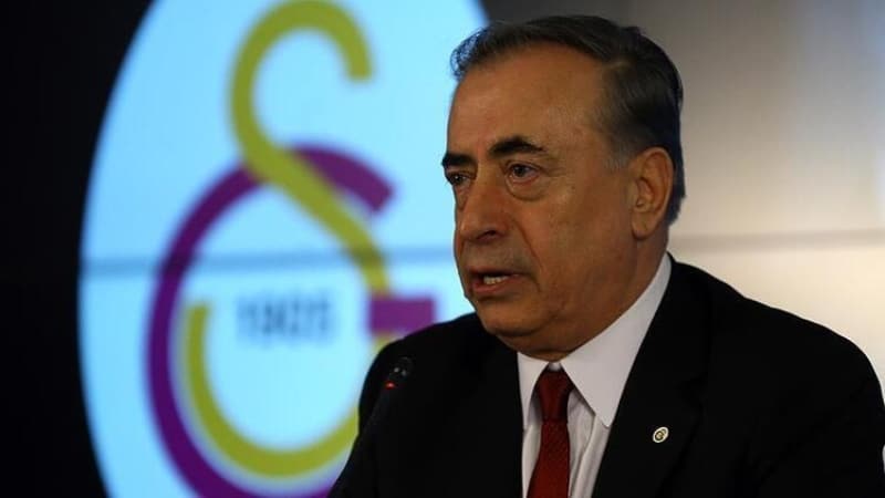 <p>Bu takviyelerin ardından gözler orta sahaya çevrilirken, Galatasaray Başkanı Musta Cengiz, transferde aceleci davranmayacaklarını açıklamıştı.</p>