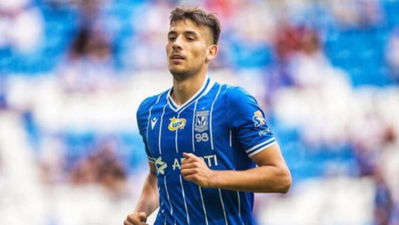 <p><b>GÜNDEME JAKUB MODER GELDİ AMA !</b></p>