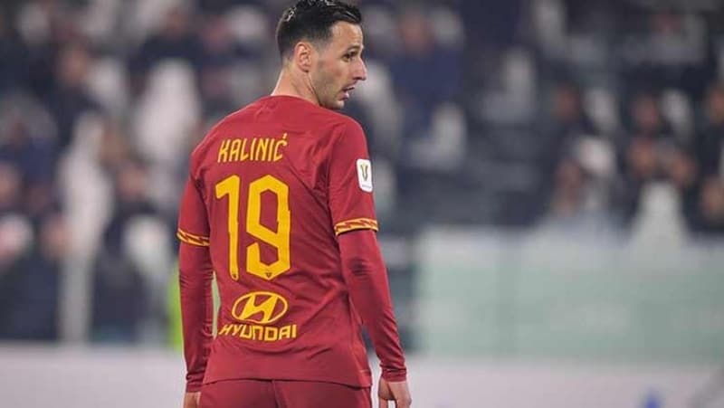 <p><b>3 YILLIK SÖZLEŞME İMZALAYACAK</b></p><p><br></p><p>Fenerbahçe'nin Kalinic'i hangi şartlarda transfer edeceği şimdilik sır gibi saklanıyor. </p>