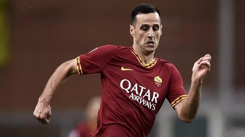 <p>Çok büyük bir aksilik çıkmazsa, <b>Kalinic önümüzdeki hafta içi imzayı atmak üzere İstanbul'a gelecek.</b></p>