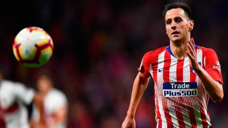 <p><b>“KALINIC’İN MENAJERİ BİZİM İÇİN GELMEDİ”</b></p><p><br></p><p>Öte yandan sarı-lacivertli takımın gündemindeki bir başka isim de <b>Nikola Kalinic</b>. </p>