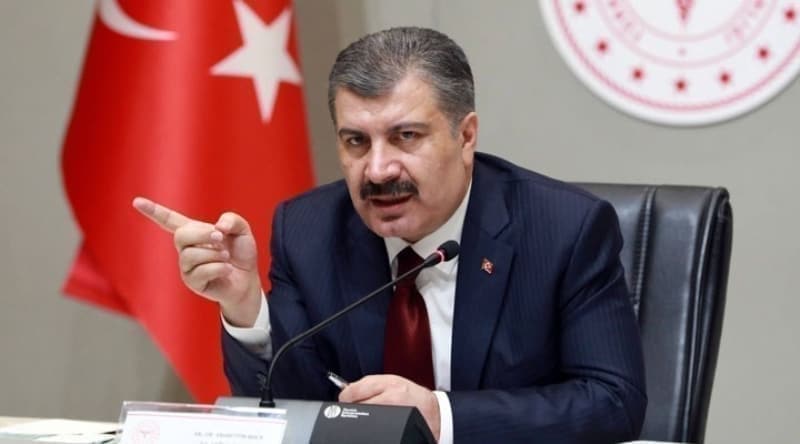 <p>Bakan Koca sosyal medya hesabndan yapt paylamda, “11 limizin salk mdrleriyle ayr ayr video konferans grmesi yaptk. llerimizin durumu, filyasyon ekiplerinin performans, erken ila kullanm ve takibiyle, bu illerimizde alnmas gereken ek tedbirleri konutuk. ki gcmz var: Tedbir, tedavi. Gcmz kullanalm” dedi.</p>