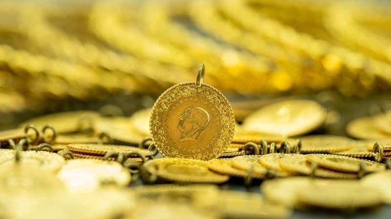 <p><b>ANALSTLER NE DYOR?</b></p><p><b><br></b></p><p>Pandemi sreciyle ons altn fiyatlar ile hareket eden gram altn, son gnlerde inili kl grafik iziyor.</p>