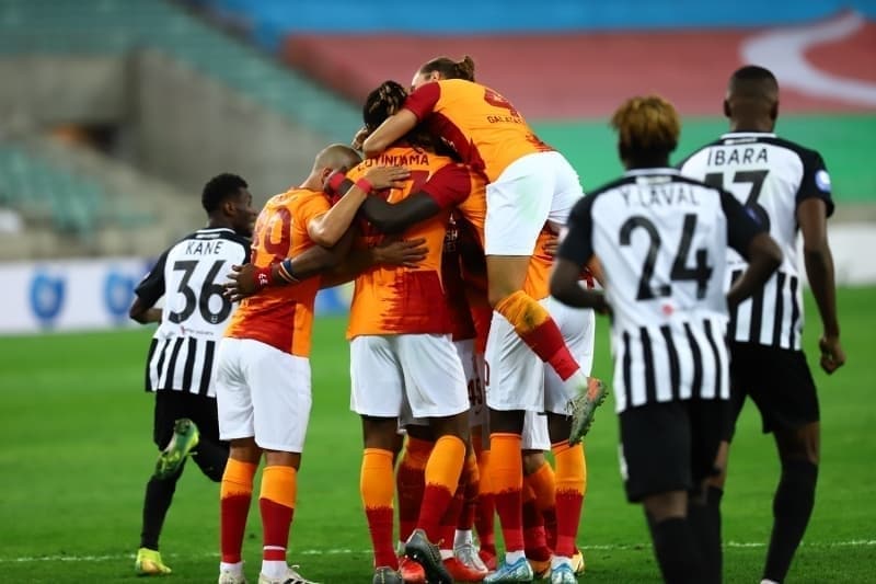 <p>Galatasaray, Avrupa'da 8 deplasman sonra gol attı.<br></p>