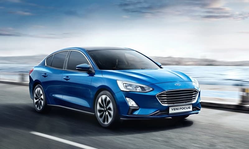 <p>Passat, Focus ve Clio zirveyi brakmyor...<br></p>