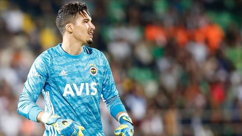 <p>Altay Bayındır</p>